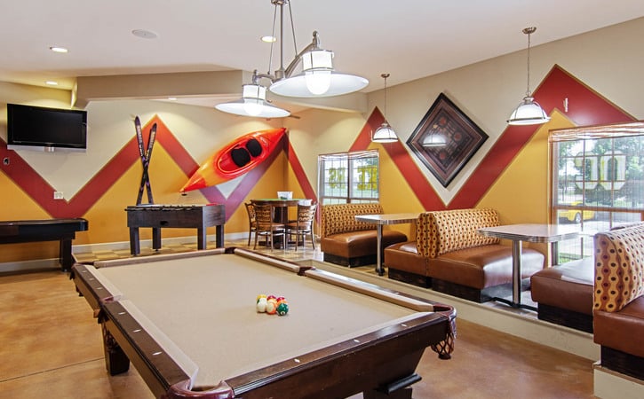 2909 oliver apartments wichita kansas resident clubhouse billiard table